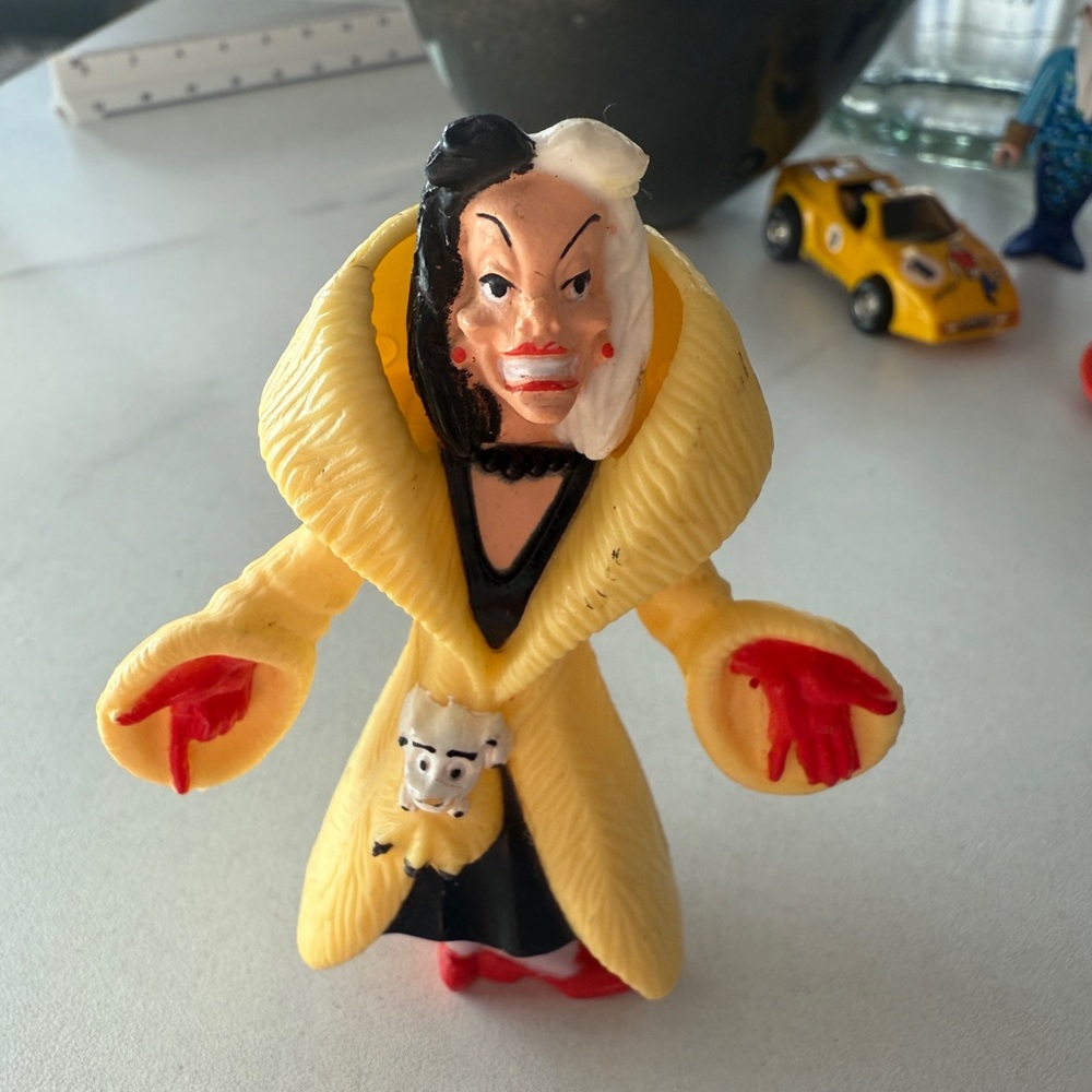 Cruella deVille play figure